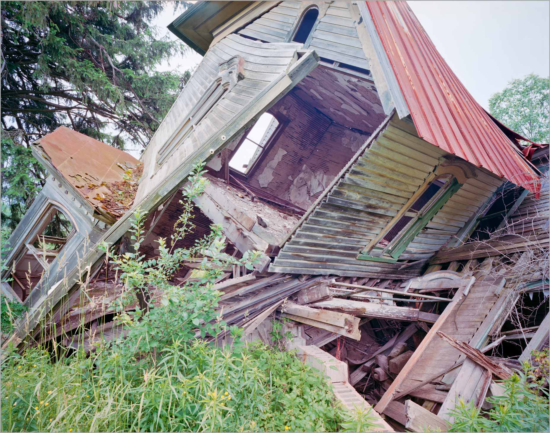 Collapsing House